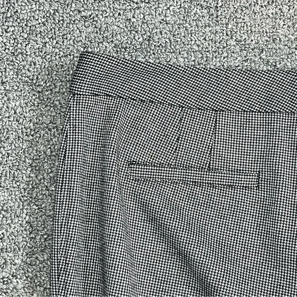 Talbots Houndstooth Plaid Pleated Wide Leg Pants Womens Size 6 Gray Stretch